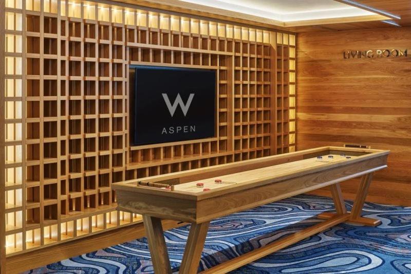 W Aspen Hotel Екстериор снимка