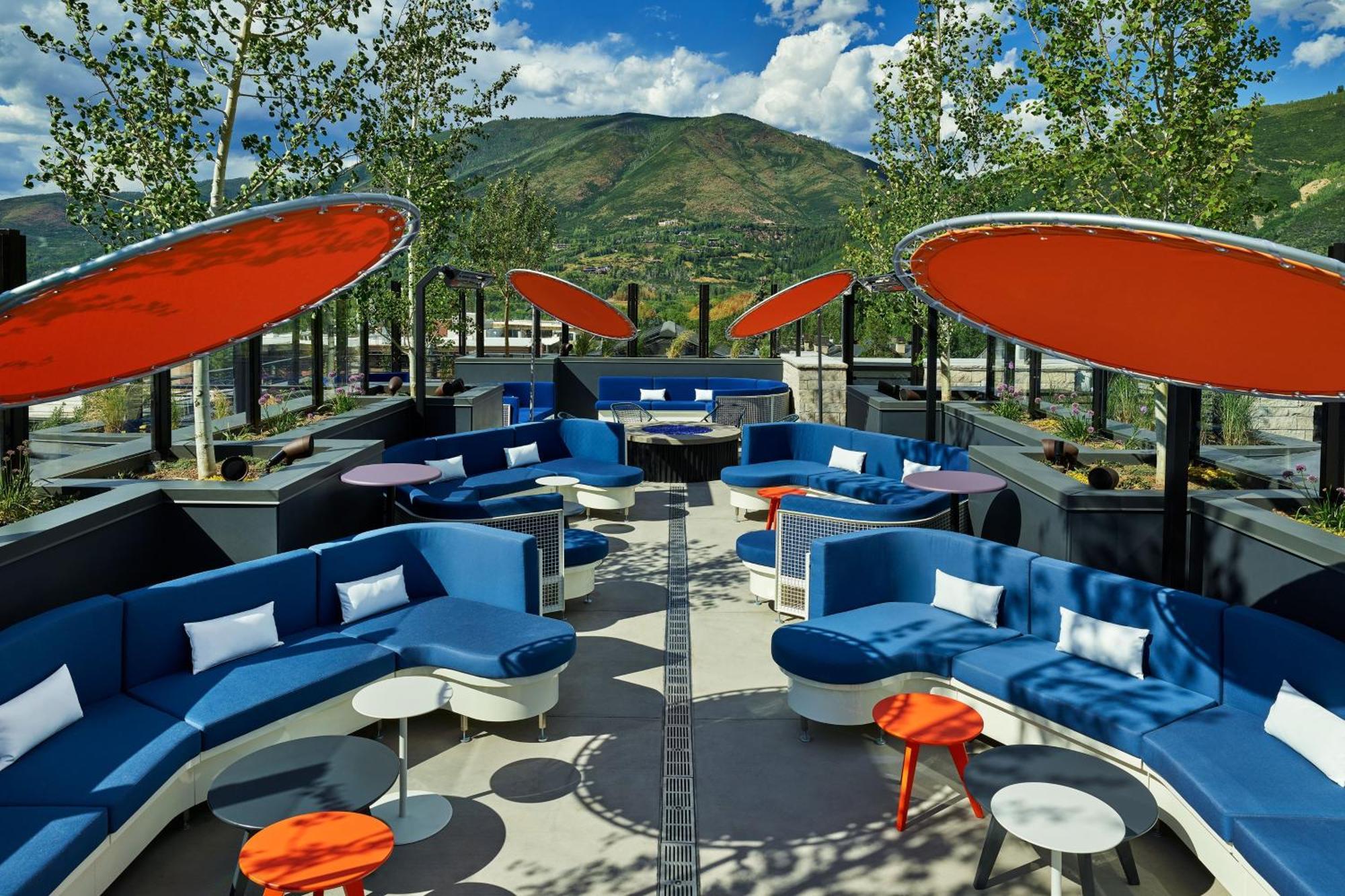 W Aspen Hotel Екстериор снимка